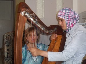 Music and Friendship at Salem: Sunita, Yasmin and the Harp